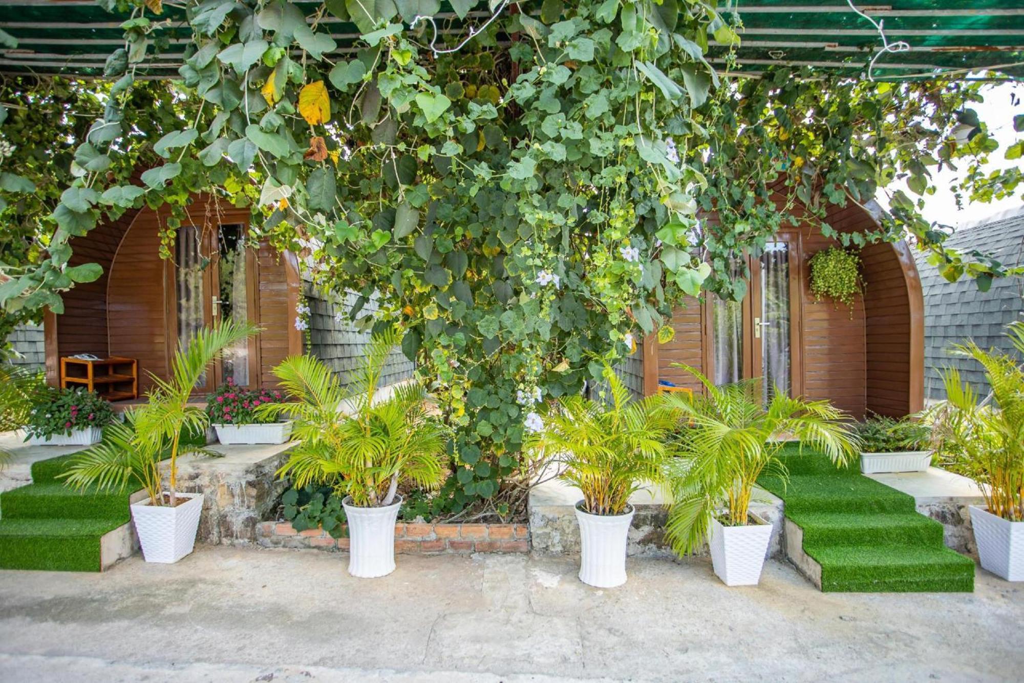 OYO 952 Linh Dan Bungalow Phu Quoc Bagian luar foto